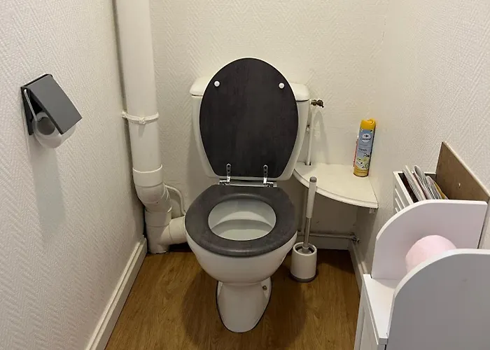 Holiday home Maison Familiale A 10 Minutes De La De Malo Dunkirk