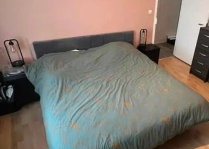 Holiday home Maison Familiale A 10 Minutes De La De Malo *